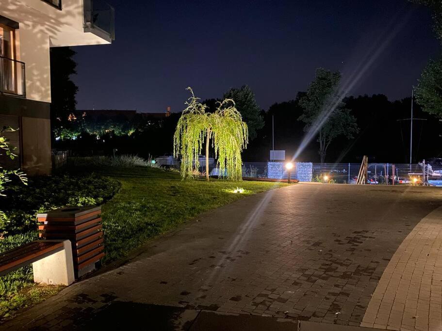 브로츠와프 Art Marina Nad Rzeka Z Bezplatnym Parkingiem 아파트 외부 사진